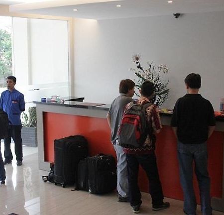 Hotel Jakarta Makassar Buitenkant foto