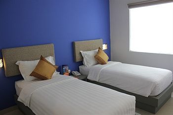 Hotel Jakarta Makassar Buitenkant foto